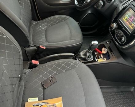 Бежевый Рено Каптур, объемом двигателя 1.5 л и пробегом 58 тыс. км за 14200 $, фото 4 на Automoto.ua