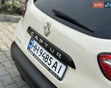 Бежевый Рено Каптур, объемом двигателя 1.46 л и пробегом 100 тыс. км за 13200 $, фото 16 на Automoto.ua