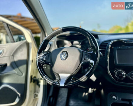 Бежевый Рено Каптур, объемом двигателя 1.46 л и пробегом 100 тыс. км за 13200 $, фото 28 на Automoto.ua