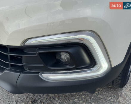 Бежевий Рено Каптур, об'ємом двигуна 0.9 л та пробігом 54 тис. км за 13599 $, фото 6 на Automoto.ua