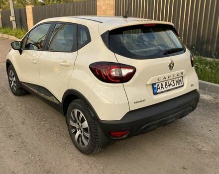 Бежевий Рено Каптур, об'ємом двигуна 0.9 л та пробігом 54 тис. км за 13599 $, фото 3 на Automoto.ua