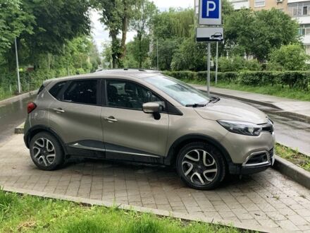 Рено Каптур 2013 в Львове на Automoto.ua Бежевый Рено Каптур, объемом двигателя 1.5 л и пробегом 200 тыс. км за 9900 $, фото 1 на Automoto.ua