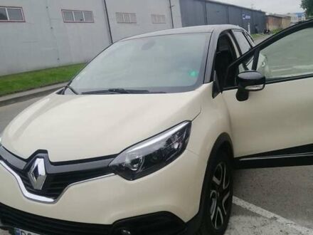 Рено Каптур 2016 у Львові на Automoto.ua Бежевий Рено Каптур, об'ємом двигуна 1.46 л та пробігом 95 тис. км за 11800 $, фото 1 на Automoto.ua