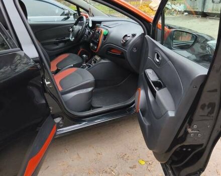 Черный Рено Каптур, объемом двигателя 1.2 л и пробегом 124 тыс. км за 13500 $, фото 6 на Automoto.ua