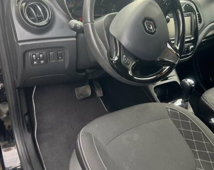 Черный Рено Каптур, объемом двигателя 1.2 л и пробегом 54 тыс. км за 12300 $, фото 6 на Automoto.ua