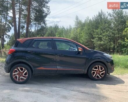 Черный Рено Каптур, объемом двигателя 1.2 л и пробегом 126 тыс. км за 9700 $, фото 3 на Automoto.ua