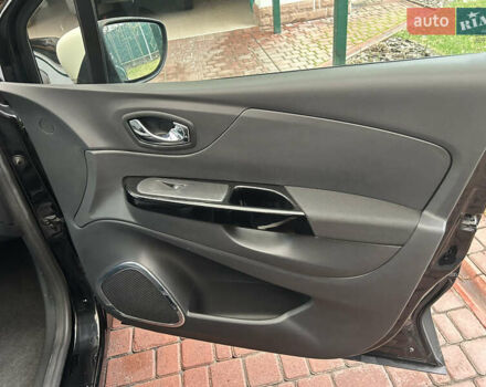 Чорний Рено Каптур, об'ємом двигуна 1.2 л та пробігом 133 тис. км за 9999 $, фото 45 на Automoto.ua