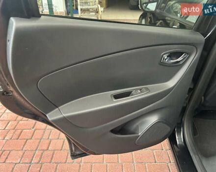 Чорний Рено Каптур, об'ємом двигуна 1.2 л та пробігом 133 тис. км за 9999 $, фото 30 на Automoto.ua