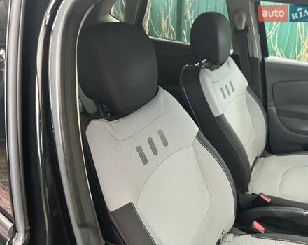 Чорний Рено Каптур, об'ємом двигуна 1.2 л та пробігом 133 тис. км за 9999 $, фото 41 на Automoto.ua