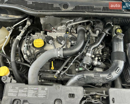 Чорний Рено Каптур, об'ємом двигуна 1.2 л та пробігом 133 тис. км за 9999 $, фото 48 на Automoto.ua