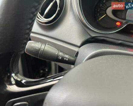 Чорний Рено Каптур, об'ємом двигуна 1.2 л та пробігом 133 тис. км за 9999 $, фото 21 на Automoto.ua