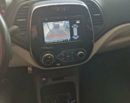 Черный Рено Каптур, объемом двигателя 1.2 л и пробегом 61 тыс. км за 14599 $, фото 12 на Automoto.ua