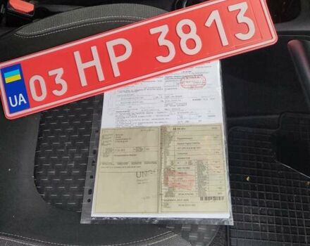 Черный Рено Каптур, объемом двигателя 1.2 л и пробегом 61 тыс. км за 14599 $, фото 2 на Automoto.ua