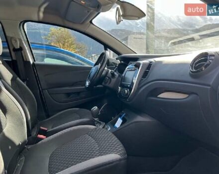 Черный Рено Каптур, объемом двигателя 1.2 л и пробегом 61 тыс. км за 14599 $, фото 9 на Automoto.ua