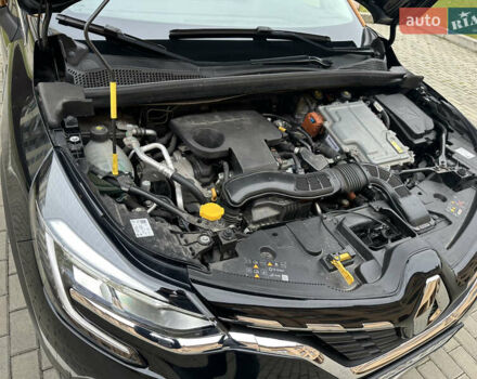 Черный Рено Каптур, объемом двигателя 1.6 л и пробегом 14 тыс. км за 19999 $, фото 54 на Automoto.ua