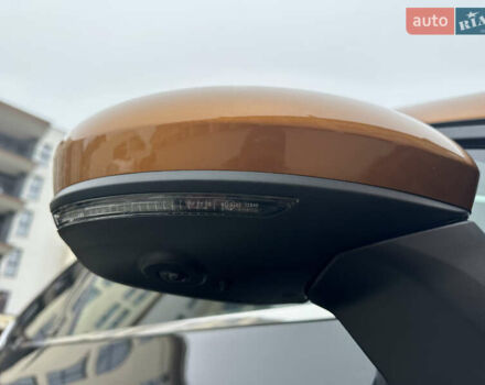 Черный Рено Каптур, объемом двигателя 1.6 л и пробегом 14 тыс. км за 19999 $, фото 18 на Automoto.ua