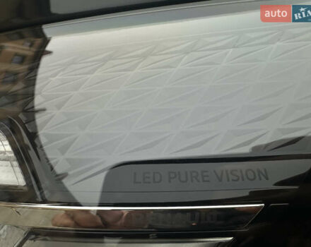 Черный Рено Каптур, объемом двигателя 1.6 л и пробегом 14 тыс. км за 19999 $, фото 19 на Automoto.ua