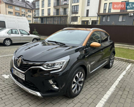 Черный Рено Каптур, объемом двигателя 1.6 л и пробегом 14 тыс. км за 19999 $, фото 9 на Automoto.ua