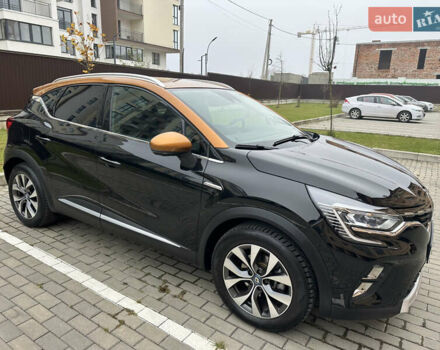 Черный Рено Каптур, объемом двигателя 1.6 л и пробегом 14 тыс. км за 19999 $, фото 13 на Automoto.ua