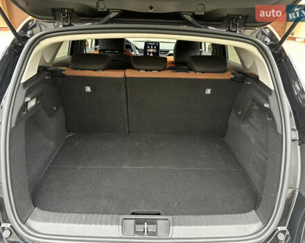 Черный Рено Каптур, объемом двигателя 1.6 л и пробегом 14 тыс. км за 19999 $, фото 51 на Automoto.ua