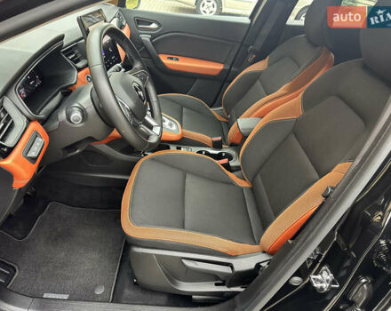 Черный Рено Каптур, объемом двигателя 1.6 л и пробегом 14 тыс. км за 19999 $, фото 25 на Automoto.ua