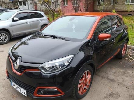 Черный Рено Каптур, объемом двигателя 1.2 л и пробегом 124 тыс. км за 13500 $, фото 1 на Automoto.ua