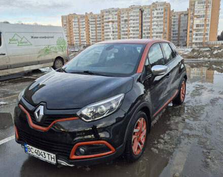 Черный Рено Каптур, объемом двигателя 1.2 л и пробегом 144 тыс. км за 10500 $, фото 1 на Automoto.ua