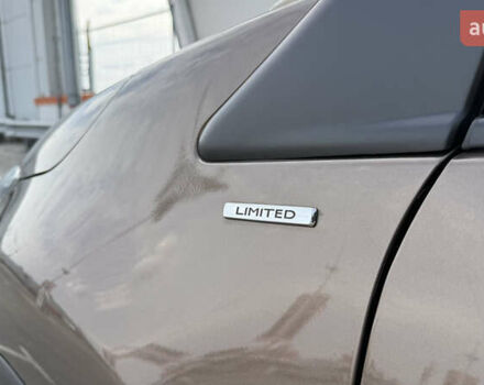 Коричневый Рено Каптур, объемом двигателя 1.2 л и пробегом 88 тыс. км за 12800 $, фото 56 на Automoto.ua