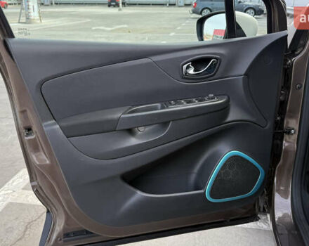 Коричневый Рено Каптур, объемом двигателя 1.2 л и пробегом 88 тыс. км за 12800 $, фото 18 на Automoto.ua