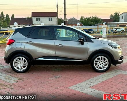 Коричневий Рено Каптур, об'ємом двигуна 1.5 л та пробігом 158 тис. км за 11500 $, фото 3 на Automoto.ua