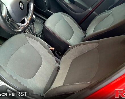 Красный Рено Каптур, объемом двигателя 1.5 л и пробегом 100 тыс. км за 14500 $, фото 7 на Automoto.ua