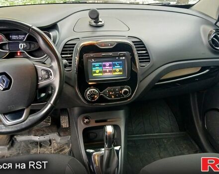 Красный Рено Каптур, объемом двигателя 1.5 л и пробегом 100 тыс. км за 14500 $, фото 8 на Automoto.ua