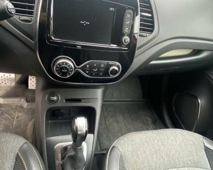 Червоний Рено Каптур, об'ємом двигуна 1.46 л та пробігом 30 тис. км за 16300 $, фото 10 на Automoto.ua