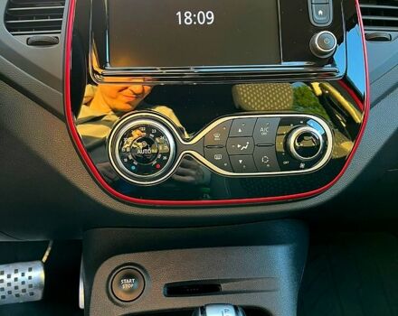 Червоний Рено Каптур, об'ємом двигуна 1.5 л та пробігом 50 тис. км за 17000 $, фото 9 на Automoto.ua