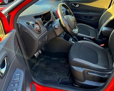 Червоний Рено Каптур, об'ємом двигуна 1.5 л та пробігом 50 тис. км за 17000 $, фото 7 на Automoto.ua