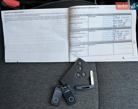 Червоний Рено Каптур, об'ємом двигуна 1.46 л та пробігом 18 тис. км за 16300 $, фото 30 на Automoto.ua