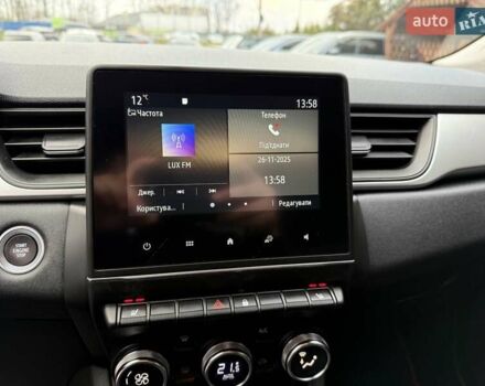 Красный Рено Каптур, объемом двигателя 1.3 л и пробегом 28 тыс. км за 18500 $, фото 68 на Automoto.ua