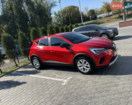 Червоний Рено Каптур, об'ємом двигуна 1.3 л та пробігом 27 тис. км за 19200 $, фото 5 на Automoto.ua