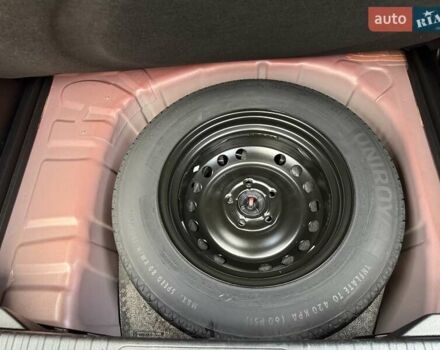 Красный Рено Каптур, объемом двигателя 1.3 л и пробегом 28 тыс. км за 18500 $, фото 48 на Automoto.ua