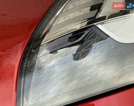 Красный Рено Каптур, объемом двигателя 1.3 л и пробегом 28 тыс. км за 18500 $, фото 30 на Automoto.ua