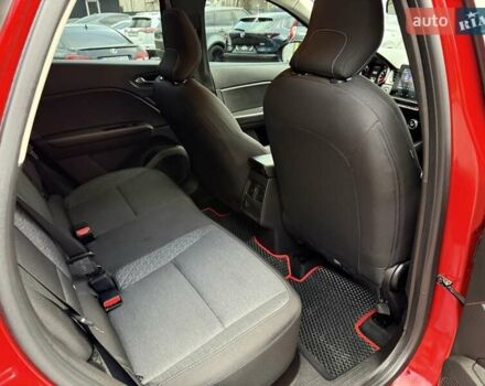 Красный Рено Каптур, объемом двигателя 1.3 л и пробегом 28 тыс. км за 18500 $, фото 50 на Automoto.ua