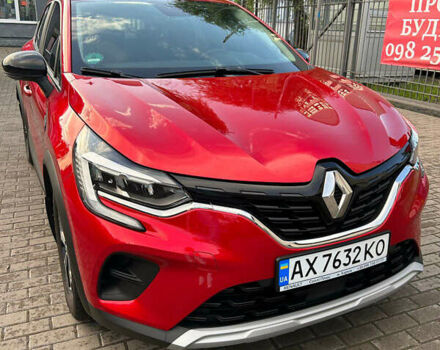 Красный Рено Каптур, объемом двигателя 1.33 л и пробегом 23 тыс. км за 19000 $, фото 2 на Automoto.ua