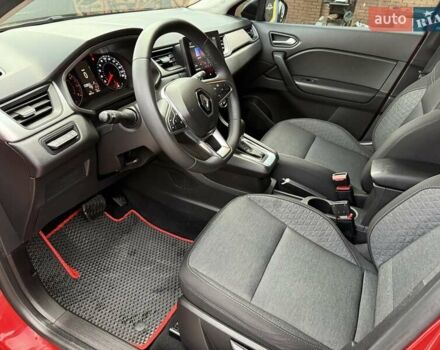 Красный Рено Каптур, объемом двигателя 1.3 л и пробегом 28 тыс. км за 18500 $, фото 1 на Automoto.ua