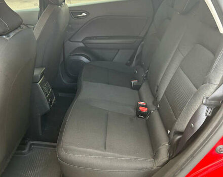 Красный Рено Каптур, объемом двигателя 1.33 л и пробегом 23 тыс. км за 19000 $, фото 8 на Automoto.ua