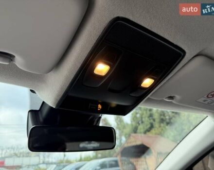 Красный Рено Каптур, объемом двигателя 1.3 л и пробегом 28 тыс. км за 18500 $, фото 72 на Automoto.ua