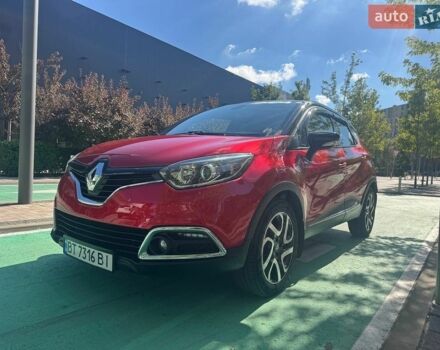 Червоний Рено Каптур, об'ємом двигуна 1.2 л та пробігом 28 тис. км за 13900 $, фото 1 на Automoto.ua