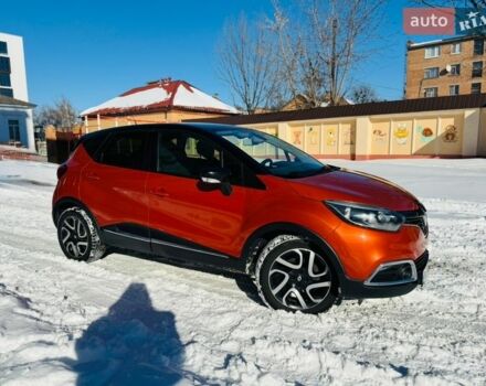 Красный Рено Каптур, объемом двигателя 1.46 л и пробегом 78 тыс. км за 13000 $, фото 1 на Automoto.ua