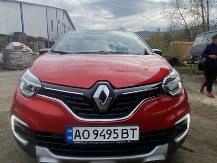 Червоний Рено Каптур, об'ємом двигуна 1.46 л та пробігом 30 тис. км за 16300 $, фото 1 на Automoto.ua