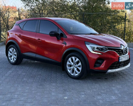Рено Каптур 2021 в Хмельницком на Automoto.ua Красный Рено Каптур, объемом двигателя 1.3 л и пробегом 27 тыс. км за 19299 $, фото 1 на Automoto.ua