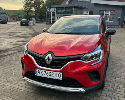 Красный Рено Каптур, объемом двигателя 1.33 л и пробегом 23 тыс. км за 21000 $, фото 1 на Automoto.ua